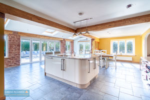 Kitchen/Dining/Family Room- click for photo gallery
